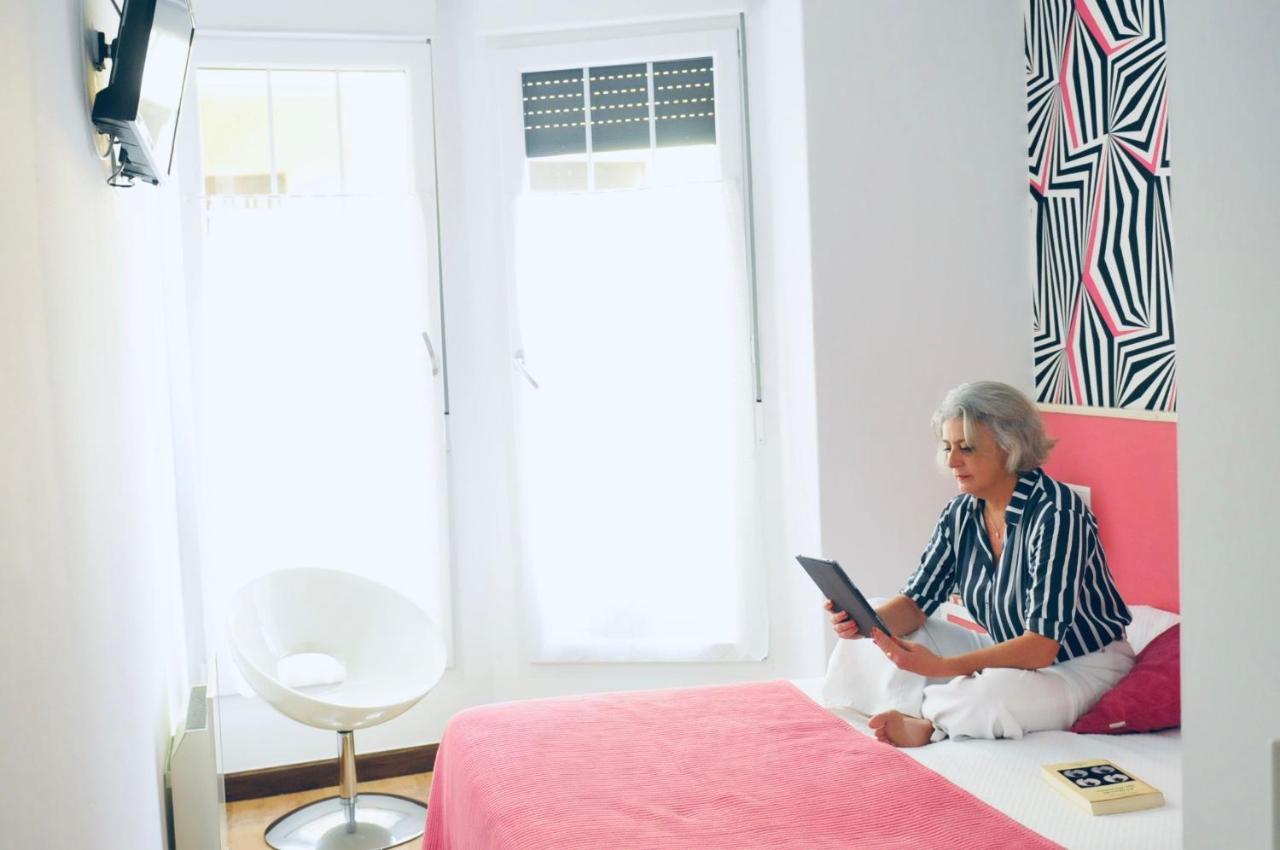 Balenax Pension Хихон Экстерьер фото